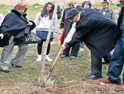 Öğrenciler Çankaya yı ağaçlandırıyor