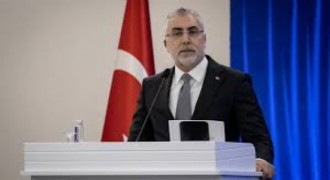 Vedat Işıkhan: İstihdam Artıyor, İşsizlik Düşüşte